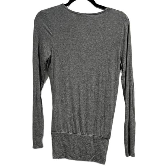 BCBGMAXAZRIA Top Blouse Women XS Gray Long Sleeve SOFT Minimalistic Y2K Neutral - Picture 3 of 5